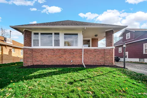 6731 Arizona Ave, Hammond, IN 46323