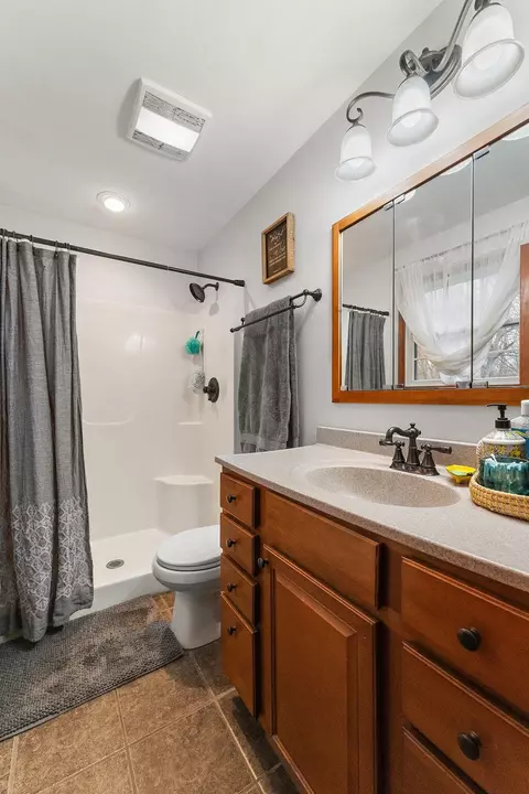 Bath - 5778 E 1168, De Motte, IN 46310 photo 2 of 2