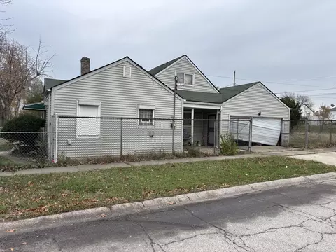 1675 W 20th Pl, Gary, IN 46404 photo 3