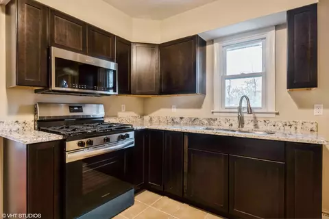 1740 W Taft St, Gary, IN 46404 photo 2
