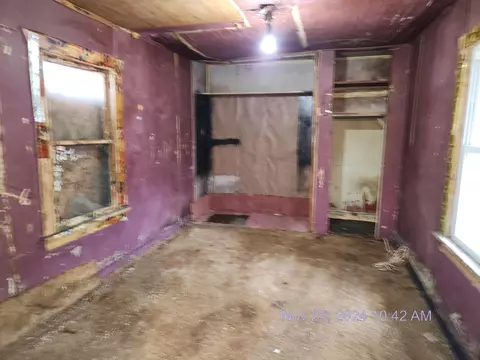 5052 E 6th Ave, Gary, IN 46403 photo 7