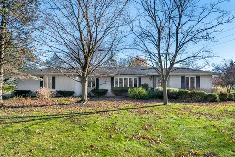 293 N 600, Valparaiso, IN 46385