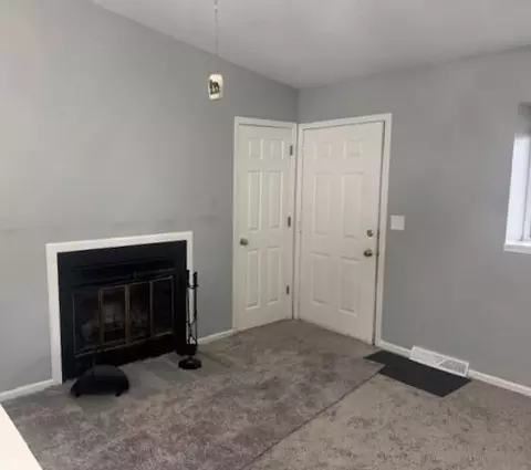 110 Meadows Cir, Crown Point, IN 46307 photo 3