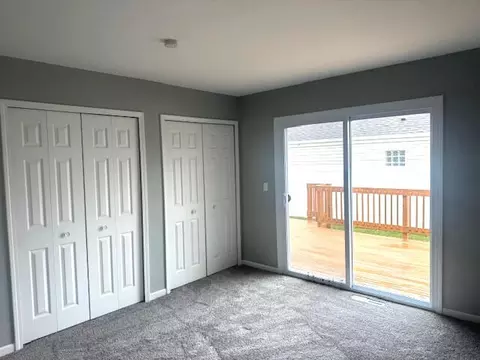 110 Meadows Cir, Crown Point, IN 46307 photo 8