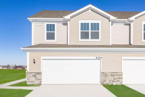 8394 Kannon Dr, Lowell, IN 46356 photo 1