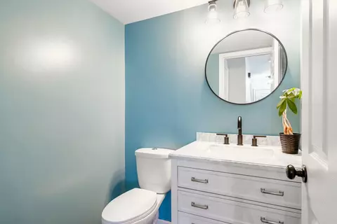 Bath - 1839 Beech Ct, Crown Point, IN 46307 photo 1 of 3