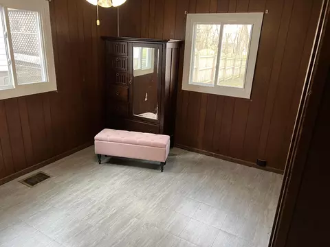 520 N Miami St, Gary, IN 46403 photo 12