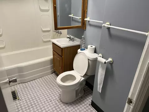 520 N Miami St, Gary, IN 46403 photo 14