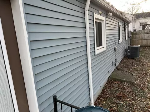 520 N Miami St, Gary, IN 46403 photo 16