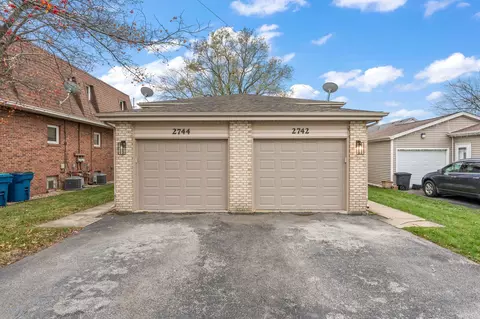 2742-44 Hart Rd, Highland, IN 46322