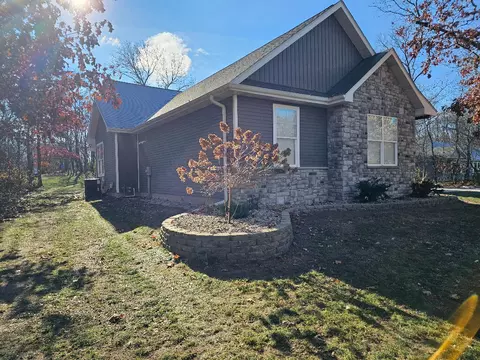 9805 Trinity Ct, De Motte, IN 46310 photo 3