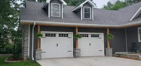 9805 Trinity Ct, De Motte, IN 46310 photo 5