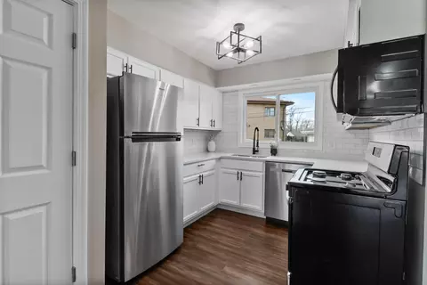 Kitchen - 7216 Tilley Dr, Hammond, IN 46324 photo 3 of 3