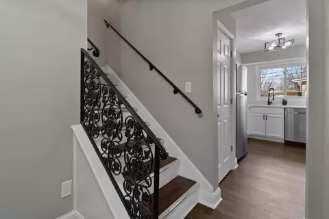 Entry Way - 7216 Tilley Dr, Hammond, IN 46324 photo 2 of 5