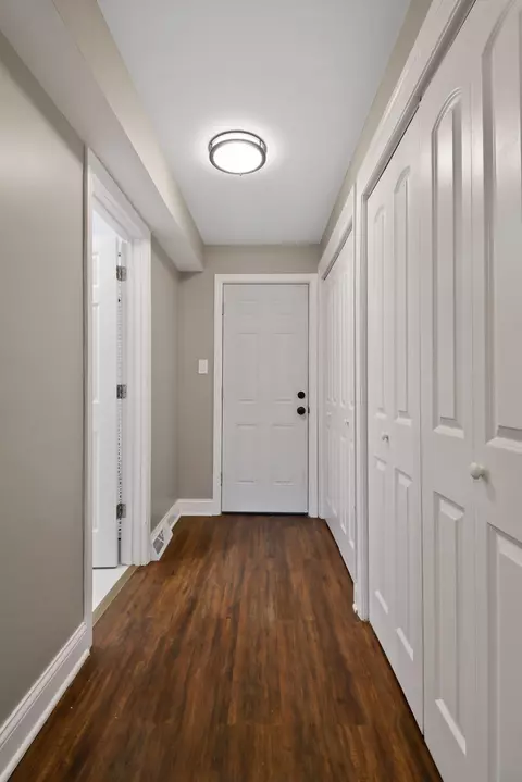 Entry Way - 7216 Tilley Dr, Hammond, IN 46324 photo 3 of 5