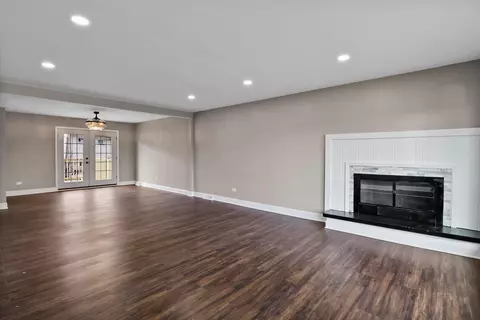 Living - 7216 Tilley Dr, Hammond, IN 46324 photo 2 of 3