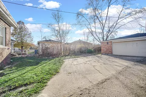 766 Fillmore St, Gary, IN 46402 photo 5
