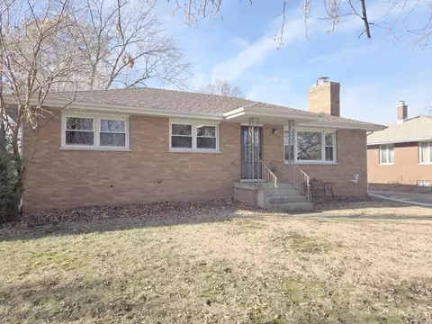 8042 Madison Ave, Munster, IN 46321 photo 2