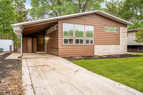 6909 E 1st Ave, Gary, IN 46403 photo 1
