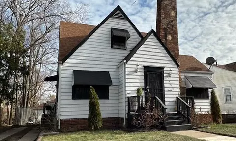 2665 Harrison St, Gary, IN 46407 photo 2