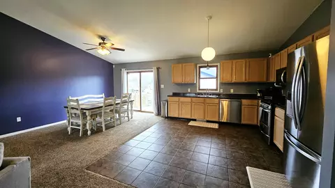 693 Admiral Dr, Porter, IN 46304 photo 3