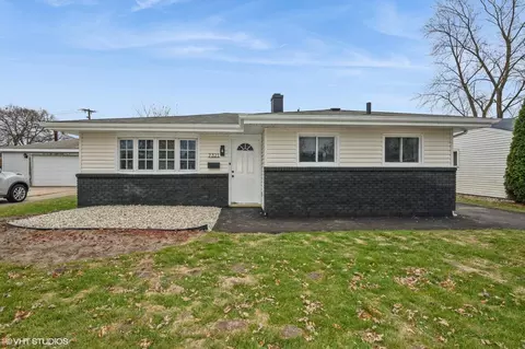 7321 New Hampshire Ave, Hammond, IN 46323