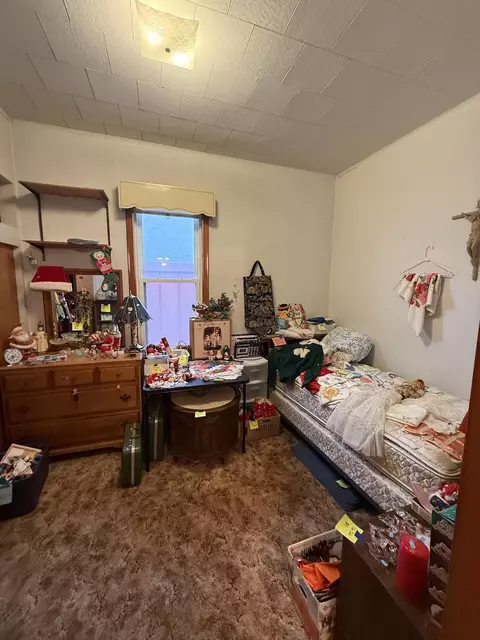 1516 John St, Whiting, IN 46394 photo 2