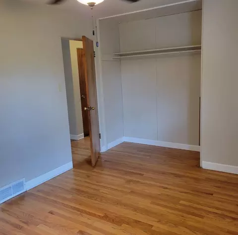 5937 Forest Ave, Gary, IN 46403 photo 11