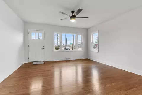 301 Grant St, Gary, IN 46404 photo 5
