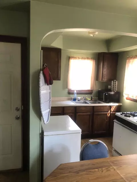 1595 Ellsworth St, Gary, IN 46404 photo 8