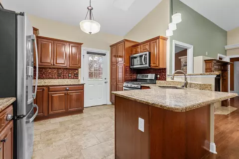 7311 E 104th Pl, Crown Point, IN 46307 photo 13
