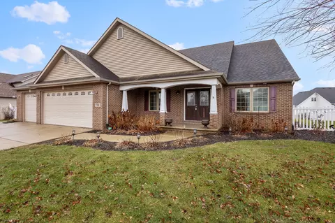 7311 E 104th Pl, Crown Point, IN 46307 photo 3