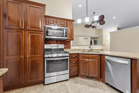 7311 E 104th Pl, Crown Point, IN 46307 photo 18