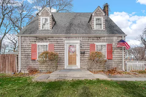 2651 Wicker Ave, Highland, IN 46322
