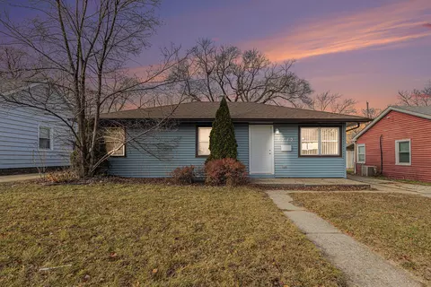 6742 Leland Ave, Hammond, IN 46323