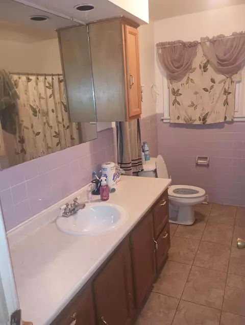 611 Cass St, Gary, IN 46403 photo 3
