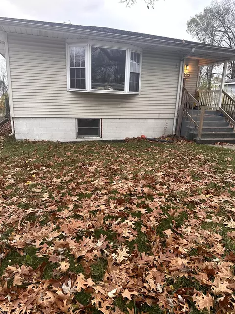 2273 W Garfield St, Gary, IN 46404 photo 1
