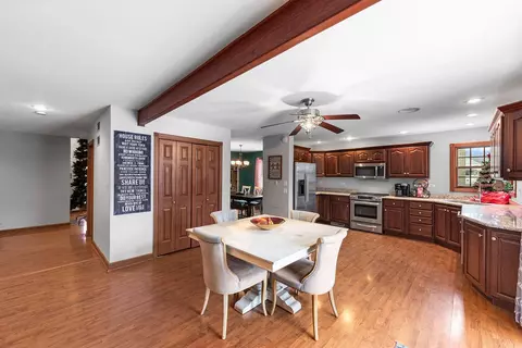 8408 Beech Ave, Munster, IN 46321 photo 17