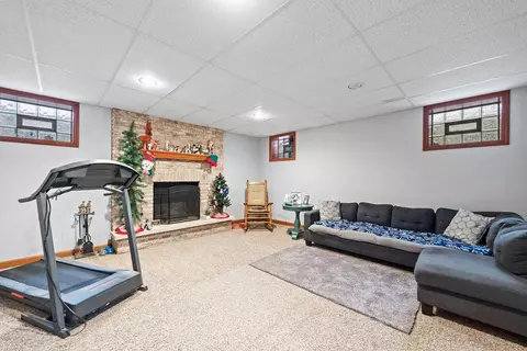 8408 Beech Ave, Munster, IN 46321 photo 31