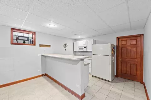 8408 Beech Ave, Munster, IN 46321 photo 29