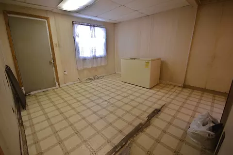 779 Matthews St, Gary, IN 46406 photo 15