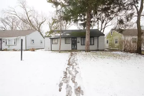 779 Matthews St, Gary, IN 46406 photo 2