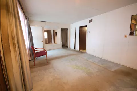 779 Matthews St, Gary, IN 46406 photo 6