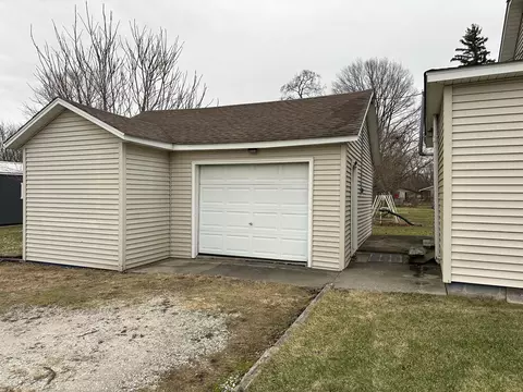 Other - 301 E Oneida St, La Crosse, IN 46348 photo 2 of 8
