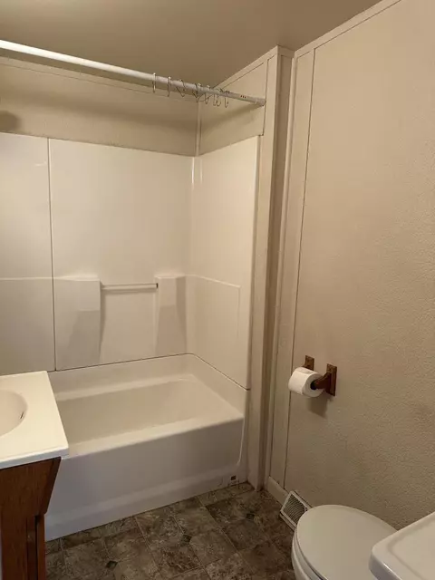 Bath - 301 E Oneida St, La Crosse, IN 46348 photo 1 of 1