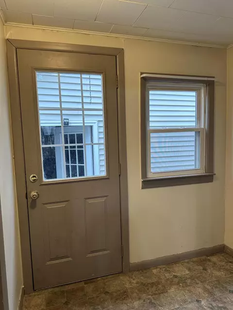 Entry Way - 301 E Oneida St, La Crosse, IN 46348 photo 1 of 1