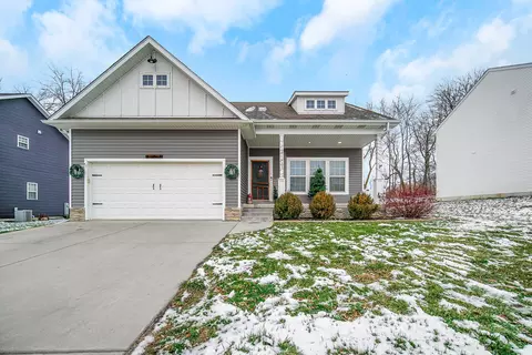 10153 W Rolling Meadows Dr, Westville, IN 46391
