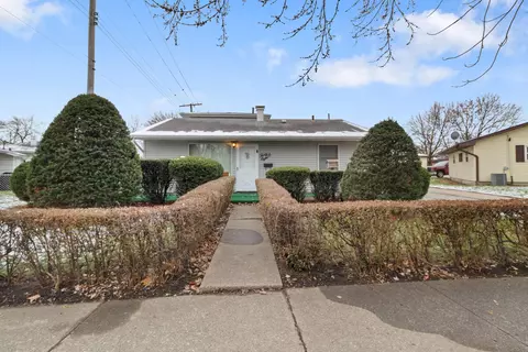 3008 Duluth St, Highland, IN 46322