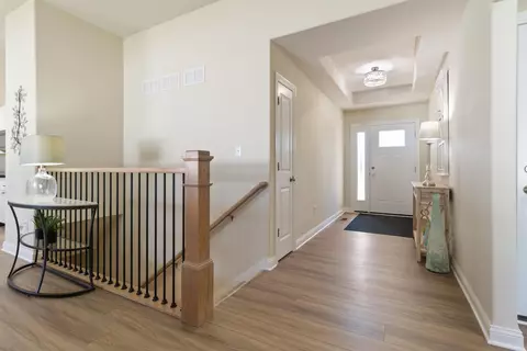 Entry Way - 9312 W 106th Pl, Saint John, IN 46373 photo 2 of 2