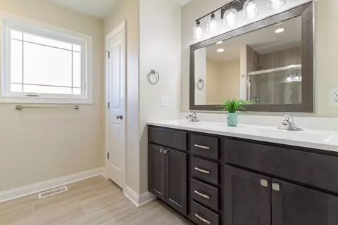 Bath - 9312 W 106th Pl, Saint John, IN 46373 photo 1 of 3